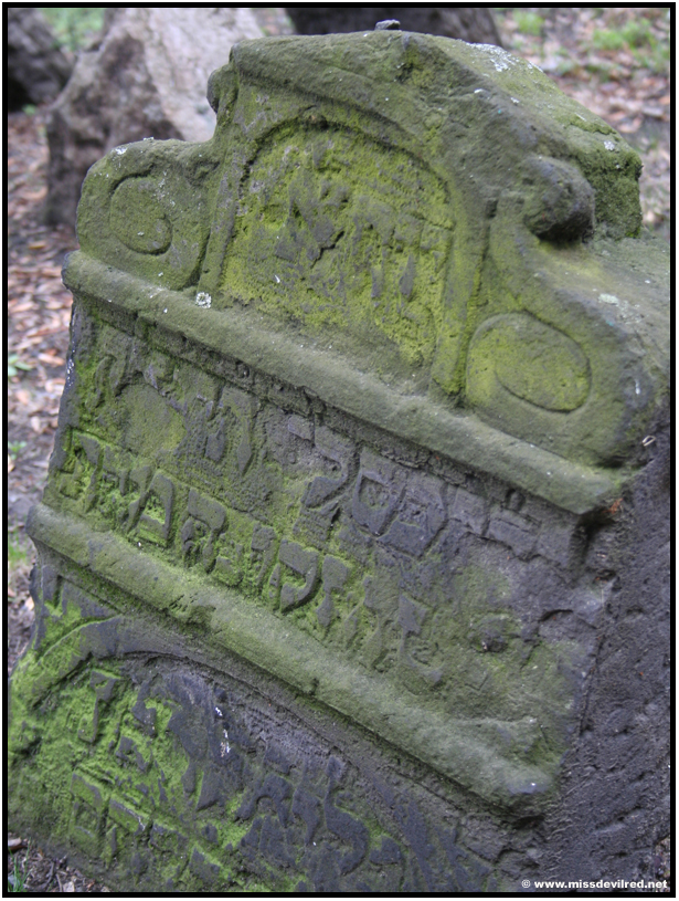 12_Prague_cimetiere_juif.jpg