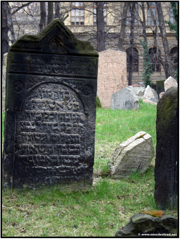 13_Prague_cimetiere_juif.jpg