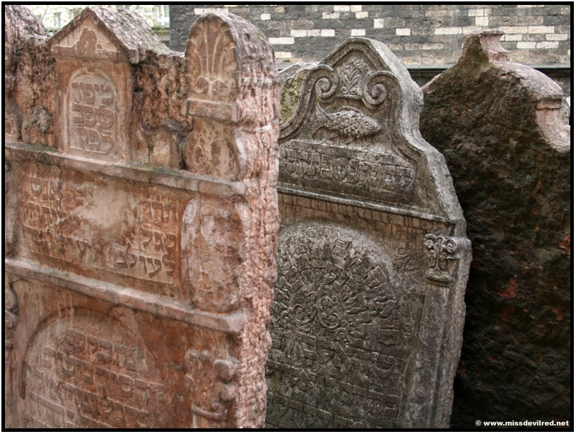 15_Prague_cimetiere_juif.jpg