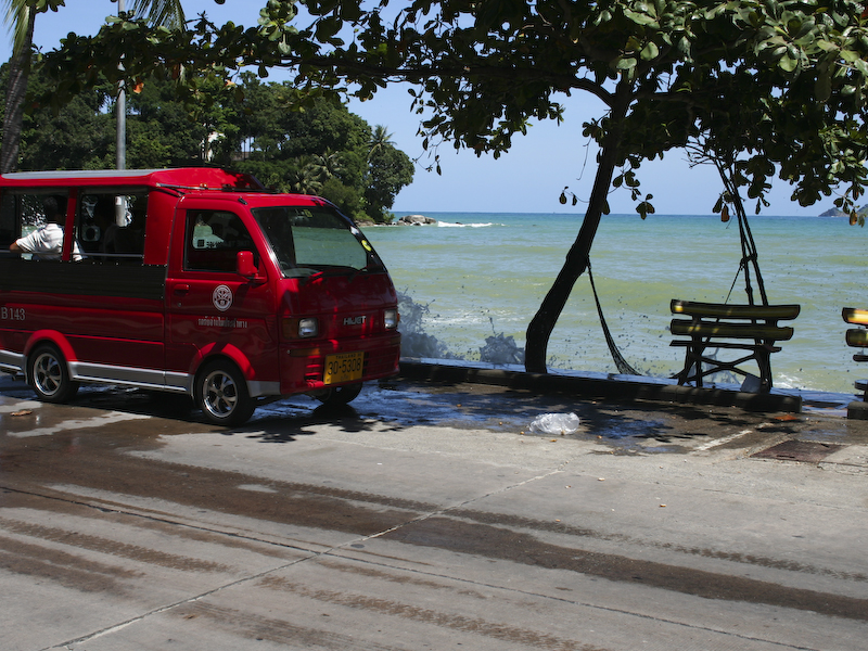 IMG_08_Patong_Beach.jpg